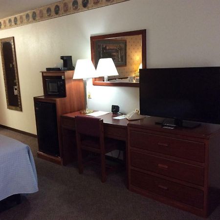Sports Club Motel Wayne エクステリア 写真