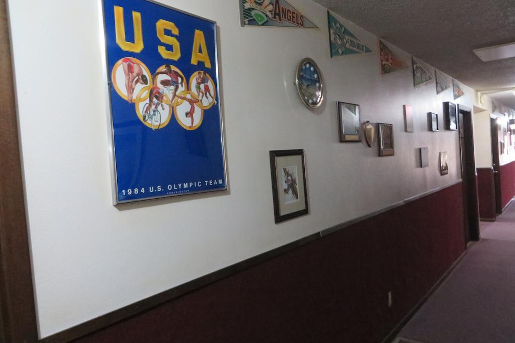 Sports Club Motel Wayne エクステリア 写真