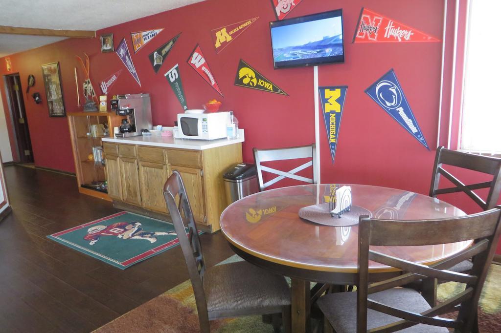 Sports Club Motel Wayne エクステリア 写真