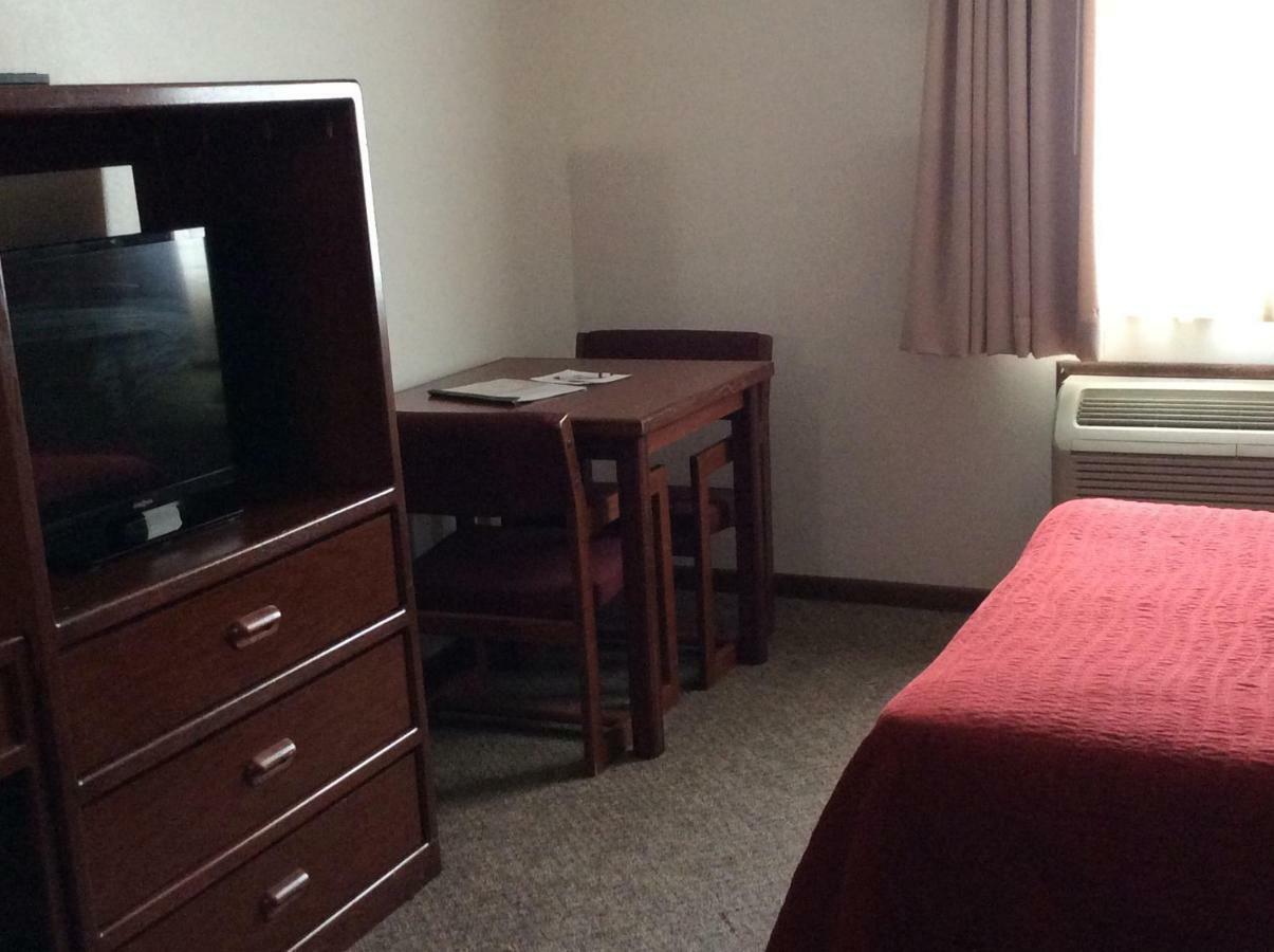 Sports Club Motel Wayne エクステリア 写真